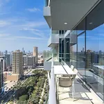 Beautiful Views From 30Th Floor & 2Bd & Peaceful & Spacious